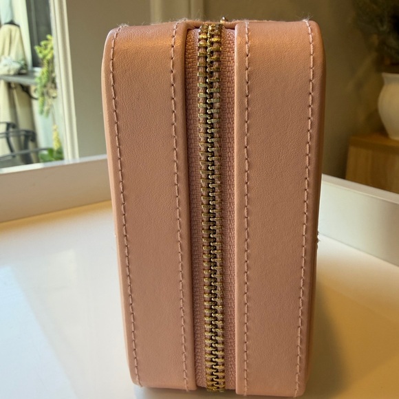 WOLF Pink and Tan Travel Jewelry Organizer - Picture 11 of 14